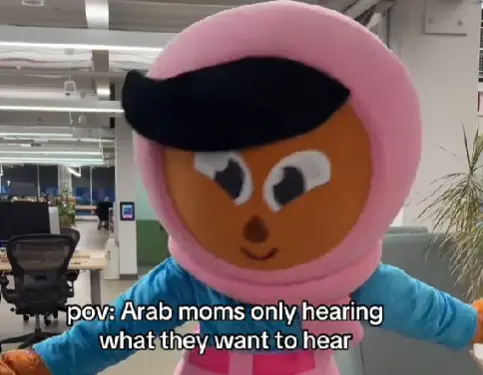 Duolingo have their Zari masoct give her spin on the trend that shows an Arab mom speaking English.